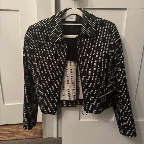 Akris Punto size 6 crop jacket new - Picture 3 of 5